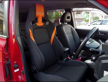 RECARO�i���J���V�[�g�j�@NISSAN�@�G�N�X�g���C���@NT31�Ƀ��J���@SR-7F�@Lassic �V�[�g�q�[�^�[�t���@�I�����W�@����