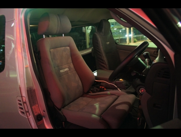 RECARO�i���J���V�[�g�j�@NISSAN�@NV350�L�����o���Ƀ��J���@�G���S���hMV�@�O���C�@����