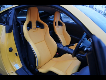 RECARO�i���J���V�[�g�j�@NISSAN�@�t�F�A���f�BZ�@Z33�Ƀ��J���@����@�X�|�[�c�X�^�[LL100H���U�[SE�@YELLOW�@�~2�r�@����