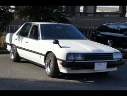 NISSAN�@�X�J�C���C���@DR30��RECARO�i���J���j�V�[�g�@�G���S���hD�@�O���C�@�~2�r�@����