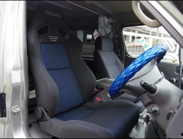 RECARO�i���J���V�[�g�j�@NISSAN�@�L�����o���@E25�Ƀ��J���@SR-7F�@GK100�@BK/BL�@����