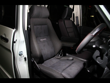 RECARO�i���J���V�[�g�j�@NISSAN�@�Z���i�@C27�Ƀ��J���@�G���S���hMV�@�V�[�g�q�[�^�[�t���@BK�@�A�[�����X�g�@����