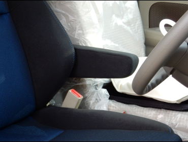 RECARO�i���J���V�[�g�j�@NISSAN�@�N���b�p�[�@NV100�Ƀ��J���@SR-7F�@GK100�@BK/�u���[�@A/R�@����