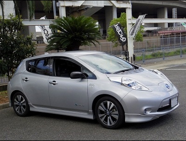 NISSAN�@���[�t�@AZE0��RECARO�i���J���j�V�[�g����