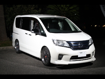 NISSAN�@�Z���i�@C26��RECARO�i���J���j�V�[�g����