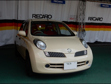 NISSAN�@�}�[�`�@K12�@�Ɂ@RECARO�i���J���j�V�[�g����