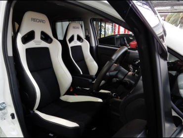 NISSAN�@NOTE�@e-power E12�@�Ɂ@RECARO�i���J���j�@SR-7F�@Lassic�@���@A/R�@�A�[�����X�g�t���@�~2�r�@����