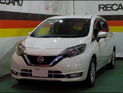 NISSAN�@NOTE�@e-power�@E12�@�Ɂ@RECARO�i���J���j�@�G���S���hD�@BK�@���@SR-7�@����