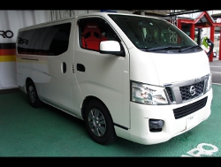NISSAN�@�L�����o���@NV350�@�Ɂ@RECARO�i���J���j�@SR-7F�@KK100�@RED�@�A�[�����X�g�t���@����