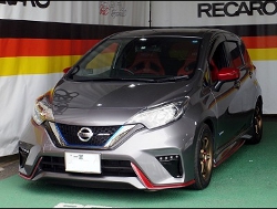 NISSAN�@�m�[�g�@e-power�@HE12�i2017�N�j�@�Ɂ@RECARO�i���J���j�@SR-7F�@���V�b�N�@RED�@�V�[�g�q�[�^�[�t���@���@SR-7F�@���V�b�N�@RED�@����