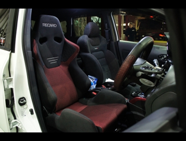 RECARO�i���J���V�[�g�j�@NISSAN�@�m�[�g�@e-power nismoS�@E12�i2018�N�j�@�Ɂ@RECARO�i���J���j�@SR-6�@GK100S�@�V�[�g�q�[�^�[�t���@����