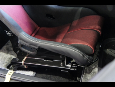 NISSAN�@GTR�@R35�i2008�N�j�@�Ɂ@RECARO�i���J���j�@RS-G�@GK�@BK/RED�@����