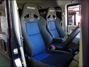 NISSAN�@�N���b�p�[�@���I�@DR17W�i2018�N�j�@�Ɂ@RECARO�i���J���j�@SR-7F�@GK100�@BK/�u���[�@�A�[�����X�g�t���@���@SR-7F�@GK100�@BK/�u���[�@����