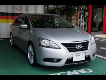 NISSAN�@�V���t�B�[�@TB17�i2017�N�j�@�Ɂ@RECARO�i���J���j�@�G���S���hD�@���@CT�@����