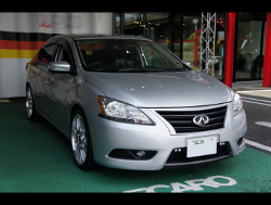 NISSAN�@�V���t�B�[�@TB17�i2017�N�j�@�Ɂ@RECARO�i���J���j�@�G���S���hD�@���@CT�@����