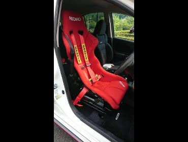 NISSAN�@�}�[�`�@K13���@�Ɂ@RECARO�i���J���j�@RS-GS�@RED�@����