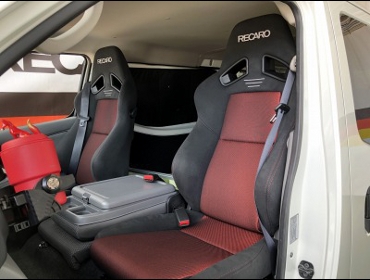 NISSAN�@NV350�L�����o���@�t�����g3�l�|���@�Ɂ@RECARO�i���J���j�@SR-7�@GK100�@BK/RED�@���@SR-7F�@GK100�@BK/RED�@����
