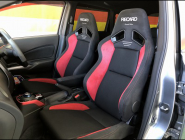 NISSAN�@�m�[�g�@HE12�i2017�N�j�@�Ɂ@RECARO�i���J���j�@SR-7F�@�A�h�o���X�G�f�B�V����RED�@�A�[�����X�g�t���@�~���E�@����