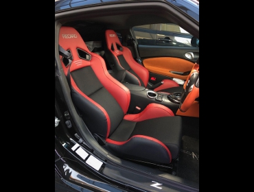 NISSAN�@�t�F�A���f�BZ�@Z34�i2013�N�j�@�Ɂ@RECARO�i���J���j�@SR-7�@Lassic�@RED�@�V�[�g�q�[�^�[�t���@�~���E�@����
