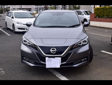 NISSAN�@���[�t�@ZE1�@�Ɂ@RECARO�i���J���j�@SR-7�@KK100�@BK�@�V�[�g�q�[�^�[�t���@����