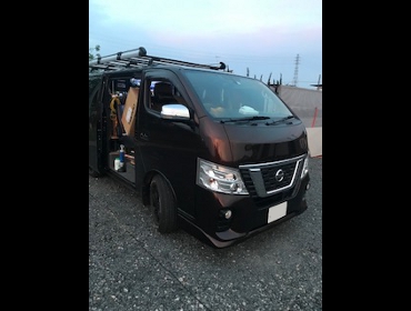 NISSAN�@NV350�L�����o���@�Ɂ@RECARO�i���J���j�@LX-F�@IN110�@BK�@����