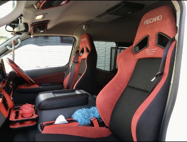 NISSAN�@NV350�L�����o���@�}�C�N���o�XGX2018�@�t�����g��l�|���@�Ɂ@RECARO�i���J���j�@SR-7F�@GU100�@RED�@�~���E�@����