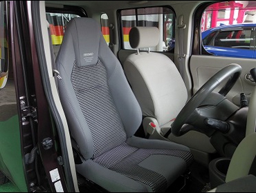 NISSAN�@�L���[�u�@Z12�i2012�N�j�@�Ɂ@RECARO�i���J���j�@LX-F�@IN110�@�O���C�@����