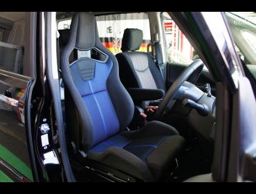 NISSAN�@�Z���i�@HFC26�i2015�N�j�@�Ɂ@RECARO�i���J���j�@�X�|�[�c�X�^�[�@GK100H�@�u���[�@����