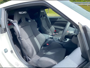 NISSAN�@�t�F�A���f�BZ�@Z34�i2020�N�j�@�Ɂ@RECARO�i���J���j�@SR-7�@KK100�@BK�@�~���E�@����