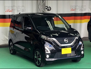 NISSAN�@�f�C�Y�i2019�N�j�@�Ɂ@RECARO�i���J���j�@SR-7�@GK100H�@BK/RED�@�V�[�g�q�[�^�[�t���@����