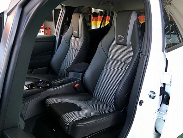NISSAN�@���[�t�@�Ɂ@RECARO�i���J���j�@LX-F�@IL110H�@BK�@�~���E�@����