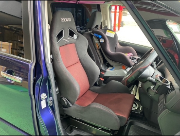 NISSAN�@�Z���i�@C27�@�Ɂ@RECARO�i���J���j�@SR-7�@GK100�@BK/RED�@����