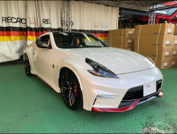 NISSAN�@�t�F�A���f�BZ�@Z34�i2009�N�j�@�Ɂ@RECARO�i���J���j�@RCS�@�z���C�g�V�F��/���b�h���b�V���@�~���E�@����