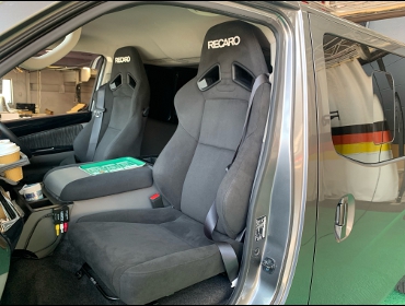 NISSAN�@�L�����o���@�Ɂ@RECARO�i���J���j�@SR-7F KK100�@�~���E�@����