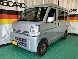 NISSAN�@�N���b�p�[�@DR17V�i2016�N�j�@�Ɂ@RECARO�i���J���j�@SR-7F�@GU100�@RED�@����