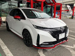 NISSAN�@�I�[���j�X���@FE13�i2023�N�j�@�Ɂ@RECARO�i���J���j�@SR-7F�@GK100�@BK/RED�@����