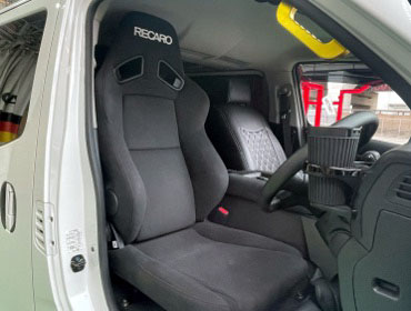 NISSAN�@�L�����o���@E26�@�Ɂ@RECARO�i���J���j�@SR-7F�@KK100�@BK�@����