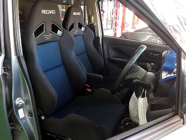NISSAN�@�f�C�Y�@B45W�i2019�N�j�@�Ɂ@RECARO�i���J���j�@SR-7�@GK100�@BK/�u���[�@�V�[�g�q�[�^�[�t���@���@SR-7F�@GK100�@BK/�u���[�@����