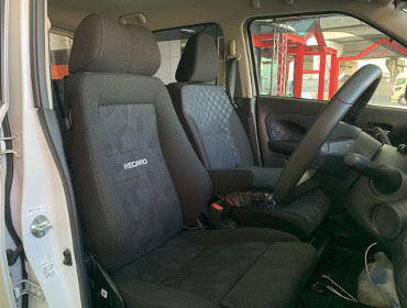 NISSAN�@�f�C�Y�i2021�N�j�@�Ɂ@RECARO�i���J���j�@�G���S���hMV�@BK�@����