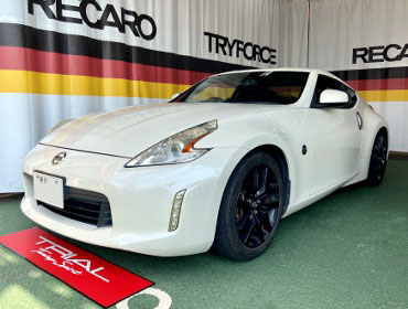 NISSAN�@�t�F�A���f�BZ�@Z34�i2014�N�j�@�Ɂ@RECARO�i���J���j�@SR-S�@BK100�@BK/SIL�@����