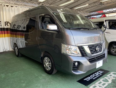 NISSAN�@�L�����o��NV350�@CBF-DS4E26�i2019�N�j�@�Ɂ@RECARO�i���J���j�@SR-C�@UT100�@BK�@�~���E�@����