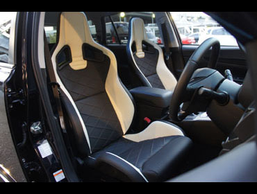 ���J���@�X�|�[�c�X�^�[���~�e�b�h�G�f�B�V�����@��