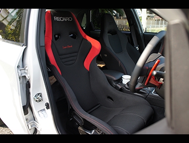 RECARO�i���J���V�[�g�j�@SUBARU�@�C���v���b�T�@WRX�@STI�@TYPE RA��RECARO�i���J���j�@RS-G �X�[�p�[�V���^���N�@RED�@����@����