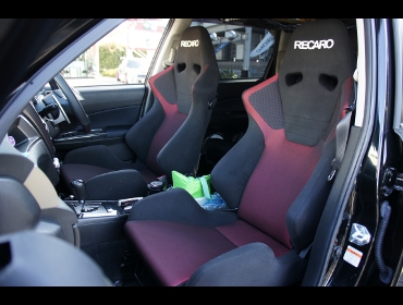 RECARO�i���J���V�[�g�j�@SUBARU�@�G�N�V�[�K��RECARO�i���J���j�@SR-6 SK100S BK/RED�@�~2�r�@����