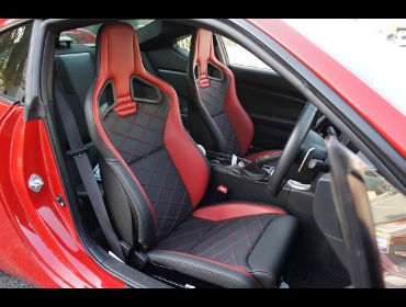 RECARO�i���J���V�[�g�j�@SUBARU�@BRZ�@ZC6��RECARO�i���J���j�@�N���X�X�|�[�c�X�^�[�@���~�e�b�h�G�f�B�V�����@RED�@�~2�r�@����