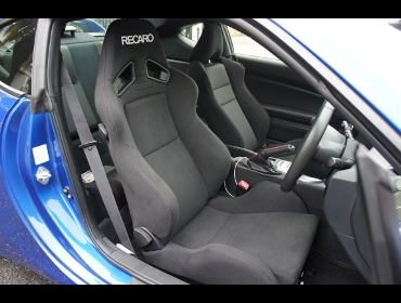 RECARO�i���J���V�[�g�j�@SUBARU�@BRZ�@ZC6��RECARO�i���J���j�@SR-7 KK100�@BK�@����