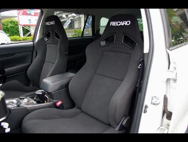 RECARO�i���J���V�[�g�j�@SUBARU�@���K�V�B�@�c�[�����O���S���@BR9��RECARO�i���J���j�@SR-7 KK100�@BK�@���@SR-7F KK100�@BK�@����