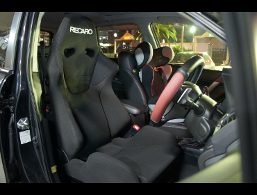 RECARO�i���J���V�[�g�j�@SUBARU�@�t�H���X�^�[�@SJ5��RECARO�i���J���j�@SR-6�@SK100S BK/BK�@����