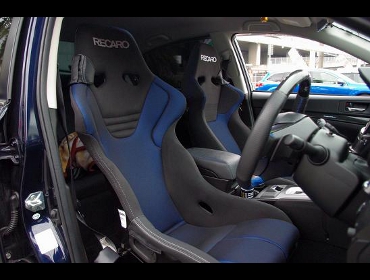RECARO�i���J���V�[�g�j�@SUBARU�@���K�V�B�@BM��RECARO�i���J���j�@RS-G SK2 BK/BL�@���@SR-6 SK100S BK/BL�@����