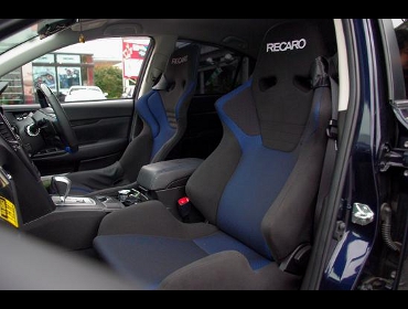 RECARO�i���J���V�[�g�j�@SUBARU�@���K�V�B�@BM��RECARO�i���J���j�@RS-G SK2 BK/BL�@���@SR-6 SK100S BK/BL�@����